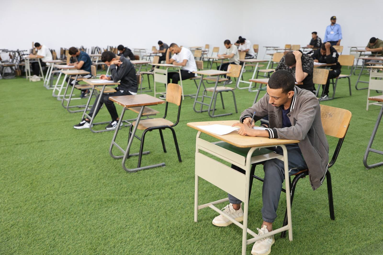 امتحانات المفاضلة لخريجي الجامعات